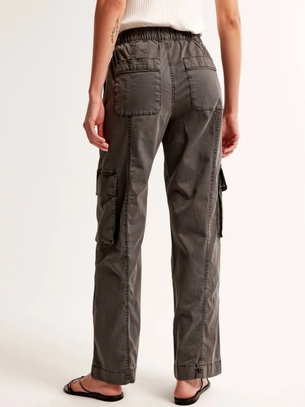 Abercrombie & Fitch Pull-On Wide Leg Cargo Pants - Picture 8 of 11